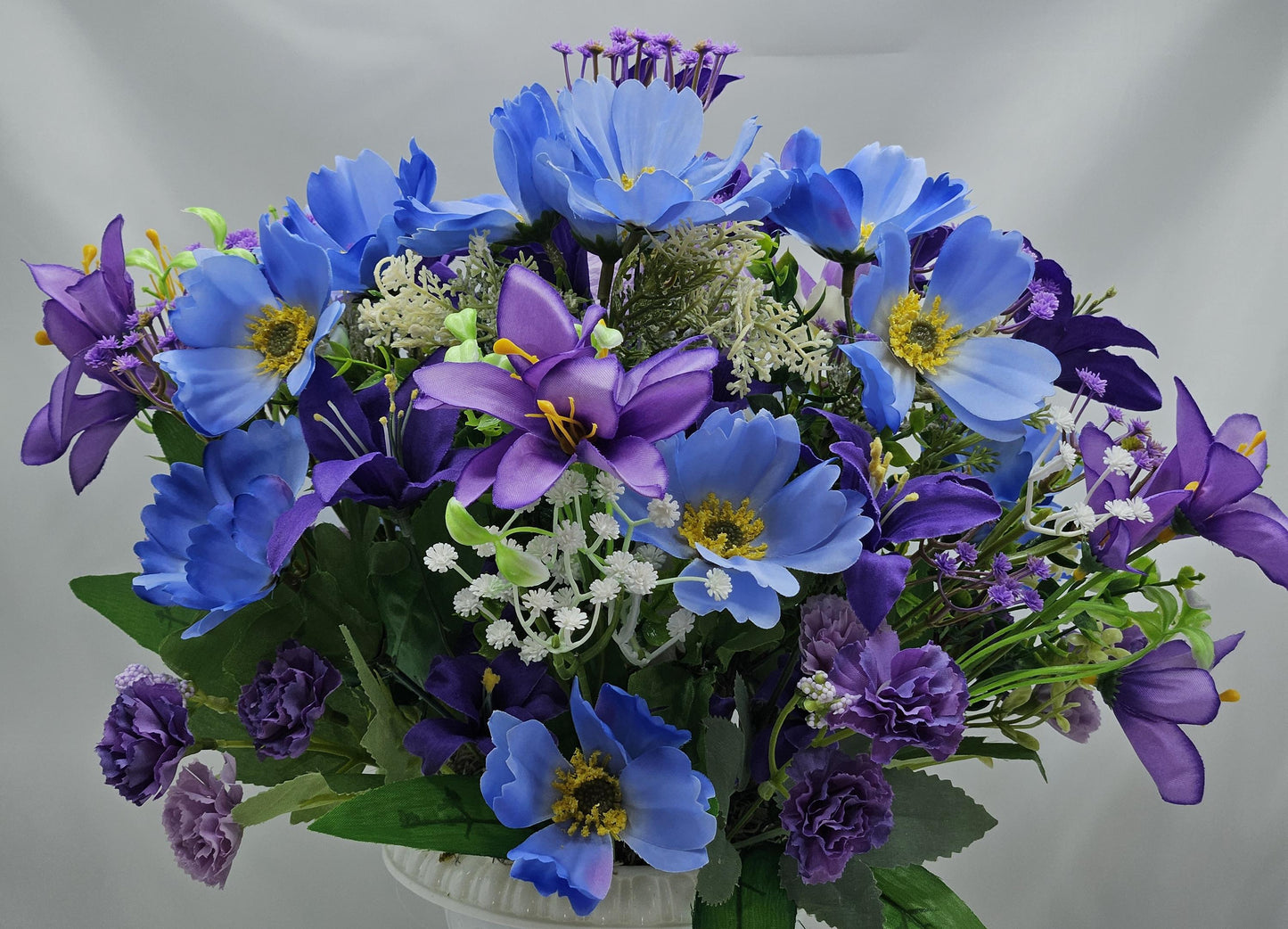 Cheerful or Shy Goose Figure Pedestal Bowl/Twoo Options/Blue/Purple or Pink/White/Lilies, Roses, Other Florals, Greenery, Baby's Breath