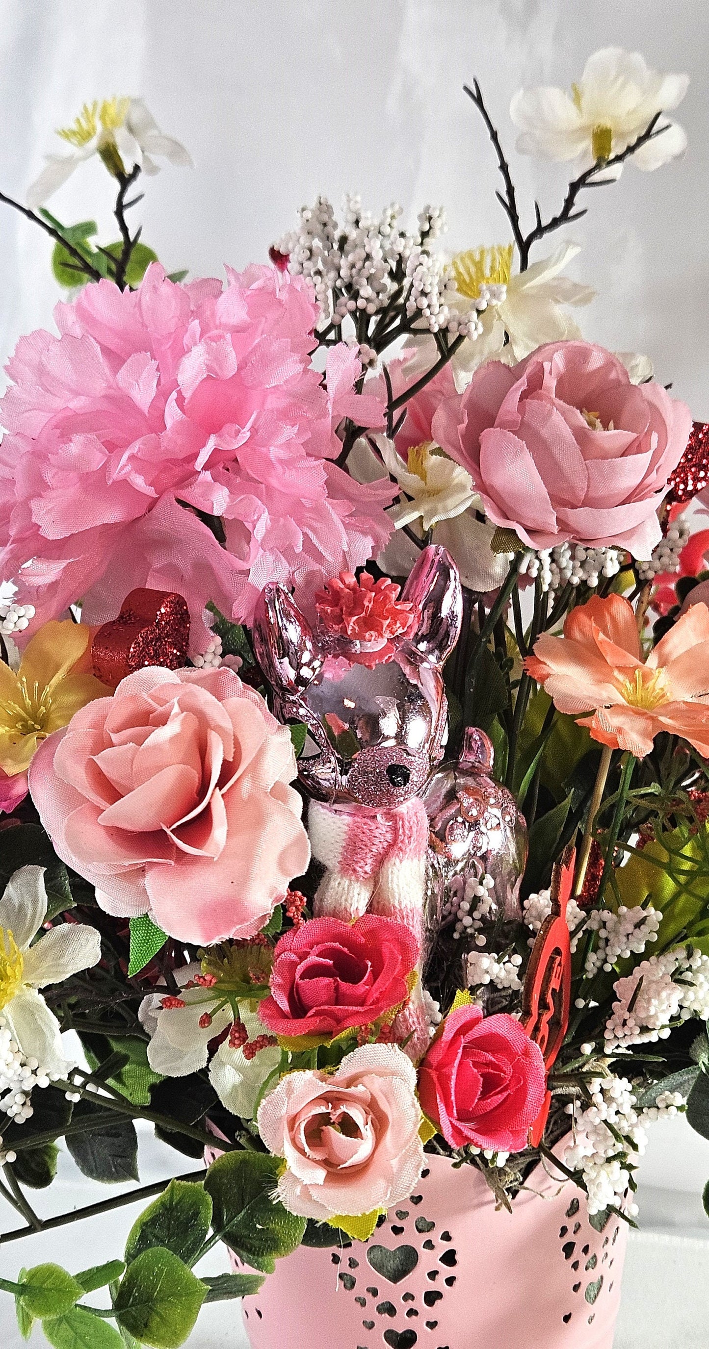 Romantic Flower Arrangement, Cute Pink Love Deer, Sweetheart Pink/White Flowers in Pink Scalloped Pot