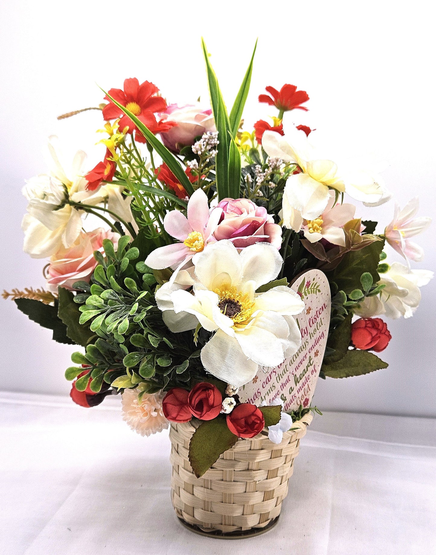 Love Nanny, Gift for Nanny Flowers, Happy Birthday Nanny,Pink and White Daisies/Sunflowers/Roses. Nanny Wood Heart Love Message