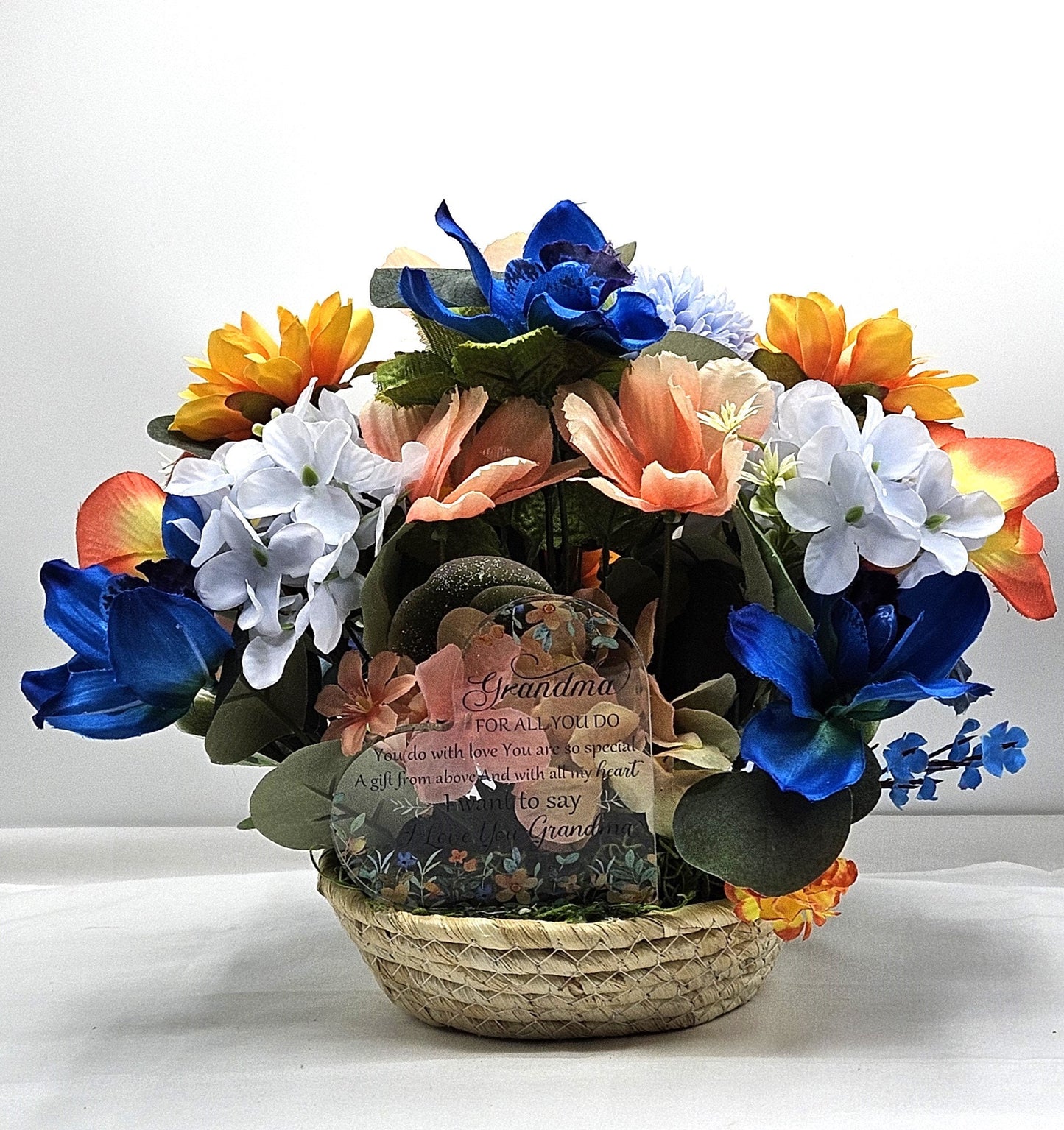 Grandma Gift Flower Arrangement, Happy Birthday, Happy Grandma/Mother's Day Gift, I Love You Grandma, Acrylic Heart Grandma Love Message