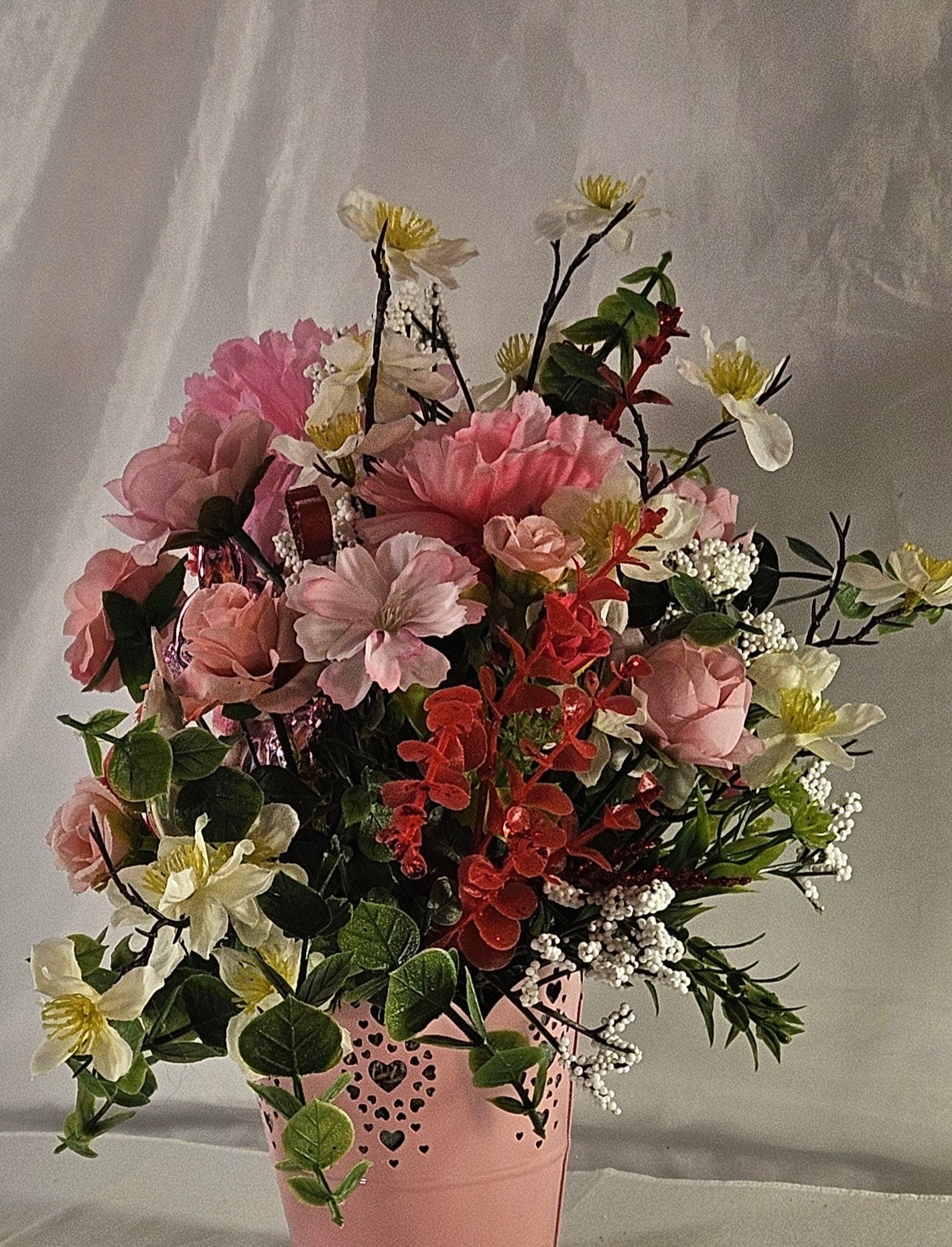 Romantic Flower Arrangement, Cute Pink Love Deer, Sweetheart Pink/White Flowers in Pink Scalloped Pot