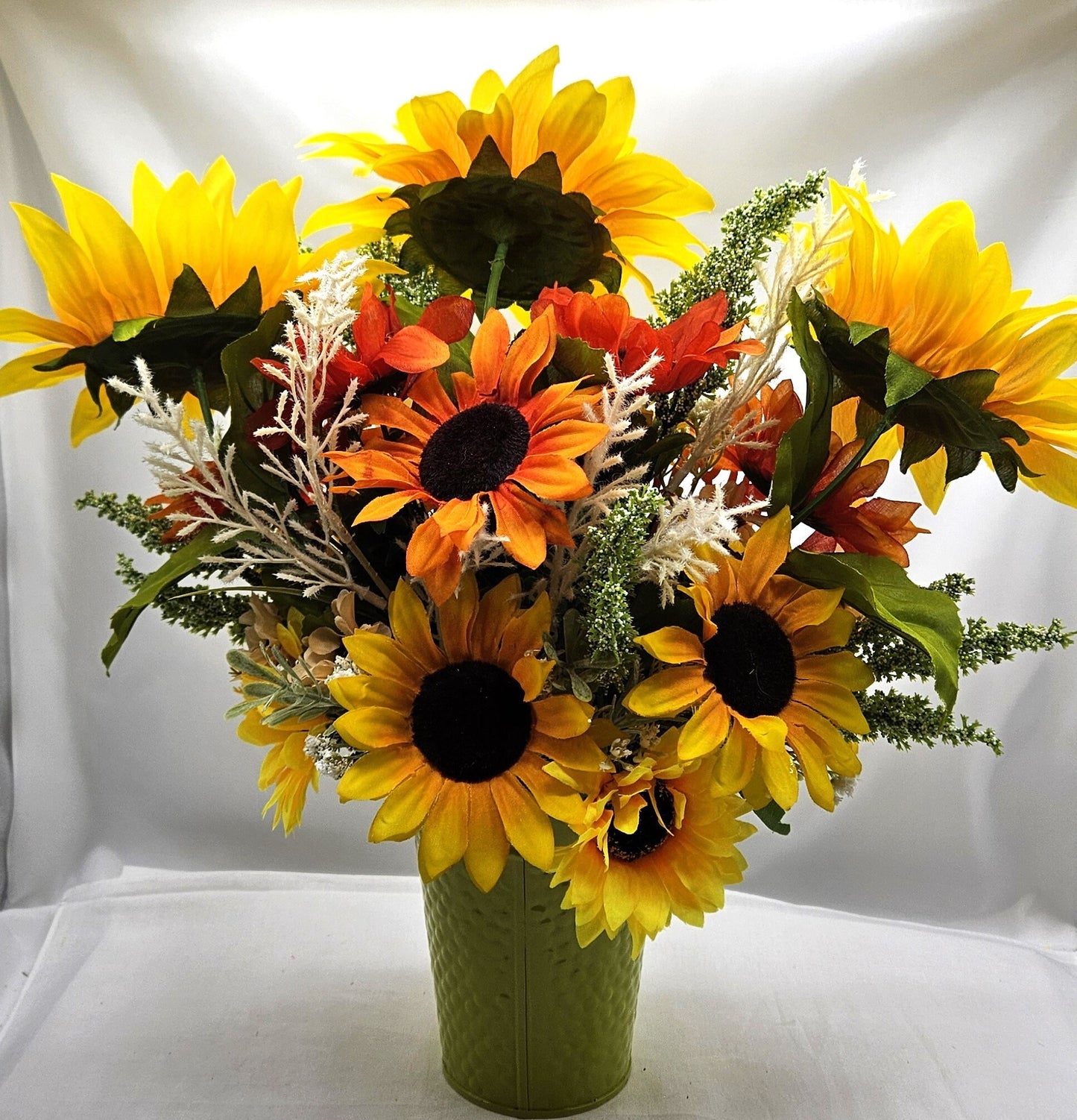 Fall Autumn Flower Arrangement, "Happy Fall" Sign with Owl Accent, Large Sunflowers, Fall Centerpiece, Home Decor', Fall Party Decor
