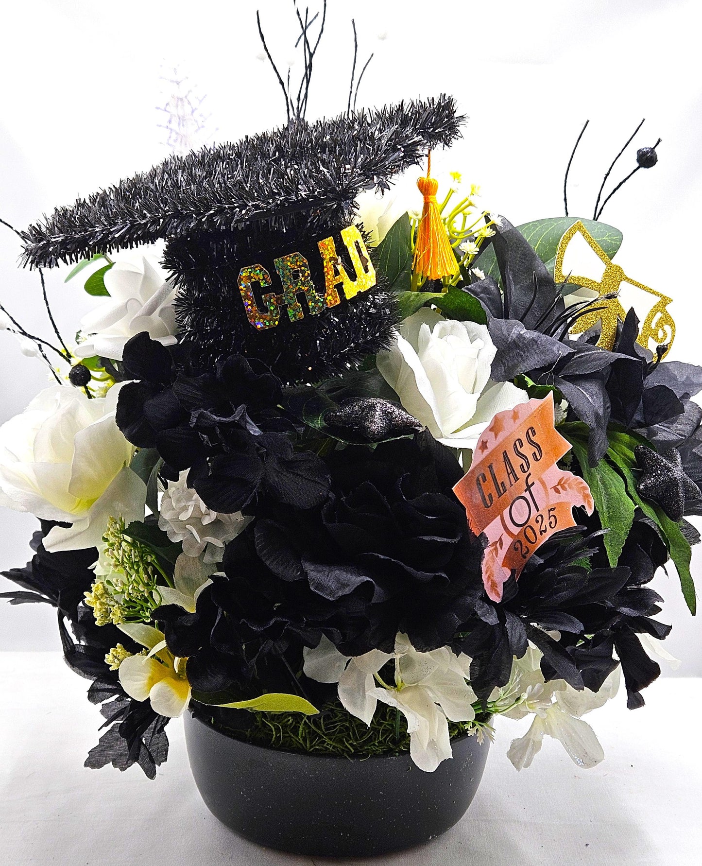 Congratulations Graduate 2025 - Stylish Graduation Cap with Black & White Floral Design, Roses and Dahlias Centerpiece, Memorable Gift