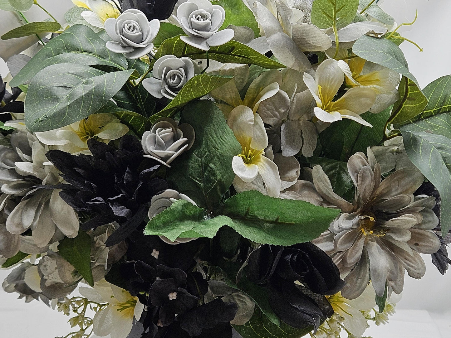 Lucky Elephant Graduation Flower, Gift Card Holder, College/High School graduation, Black/Gray/White Flowers, Unique Graduate Gift