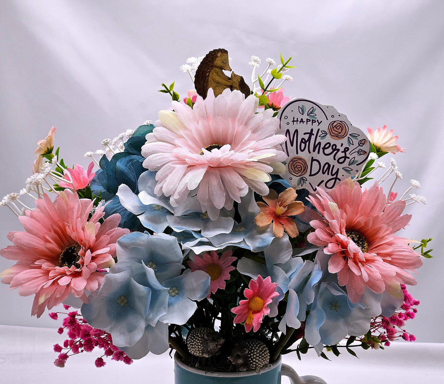 Pretty mugs filled with flowers and a twist of nature/2 options/Hedgehogs or Penquins/Vibrant and Colorful Florals/Blues/Pinks/Grennery