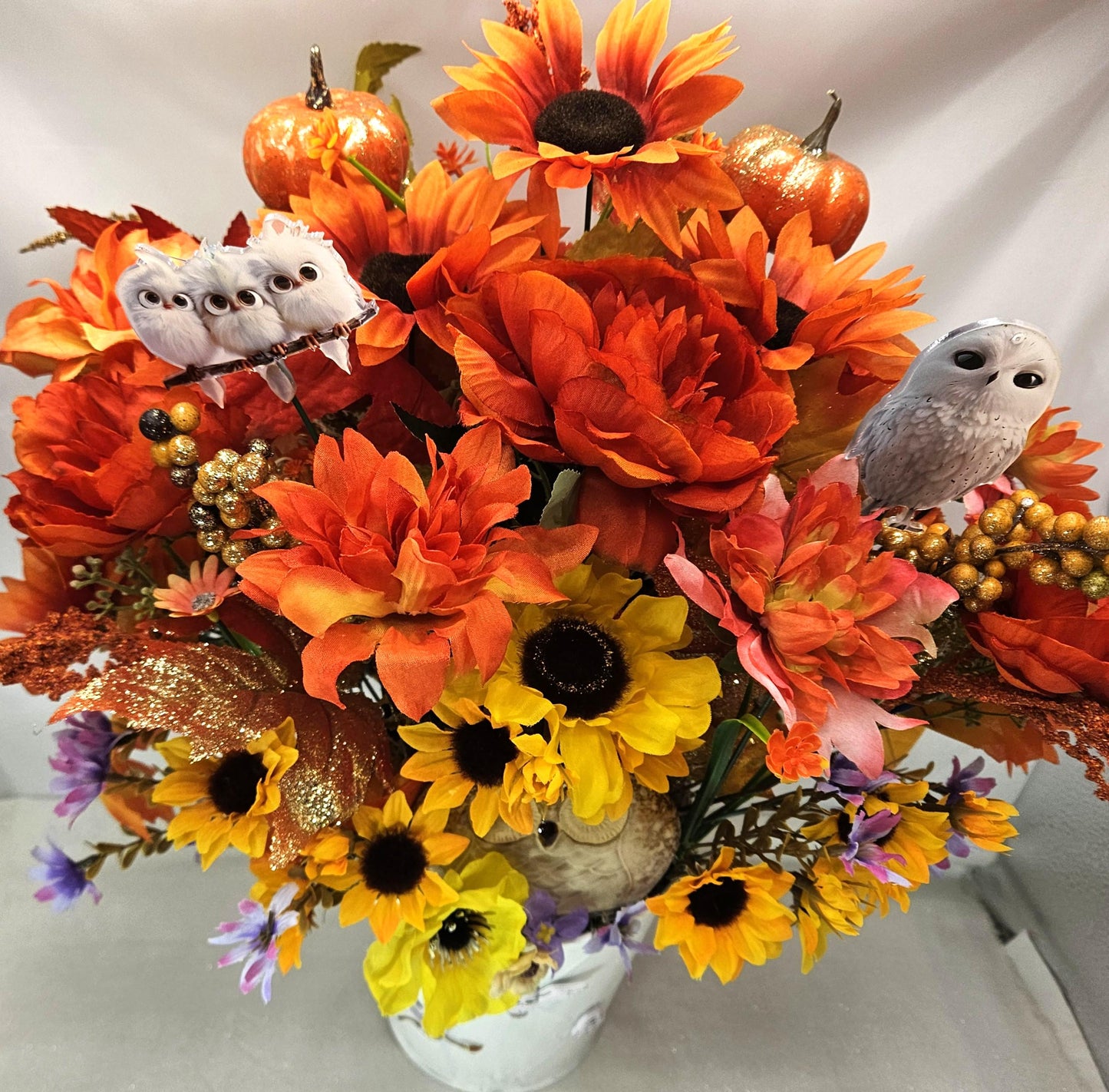 Gnome Lover/Owl Lover Autumn/Fall Gift Ideas/Flower CenterPieces/Bees/Lady Bugs/Owls and Gnomes/Celebrate/Decorate/Gifting Ideas/2 Options