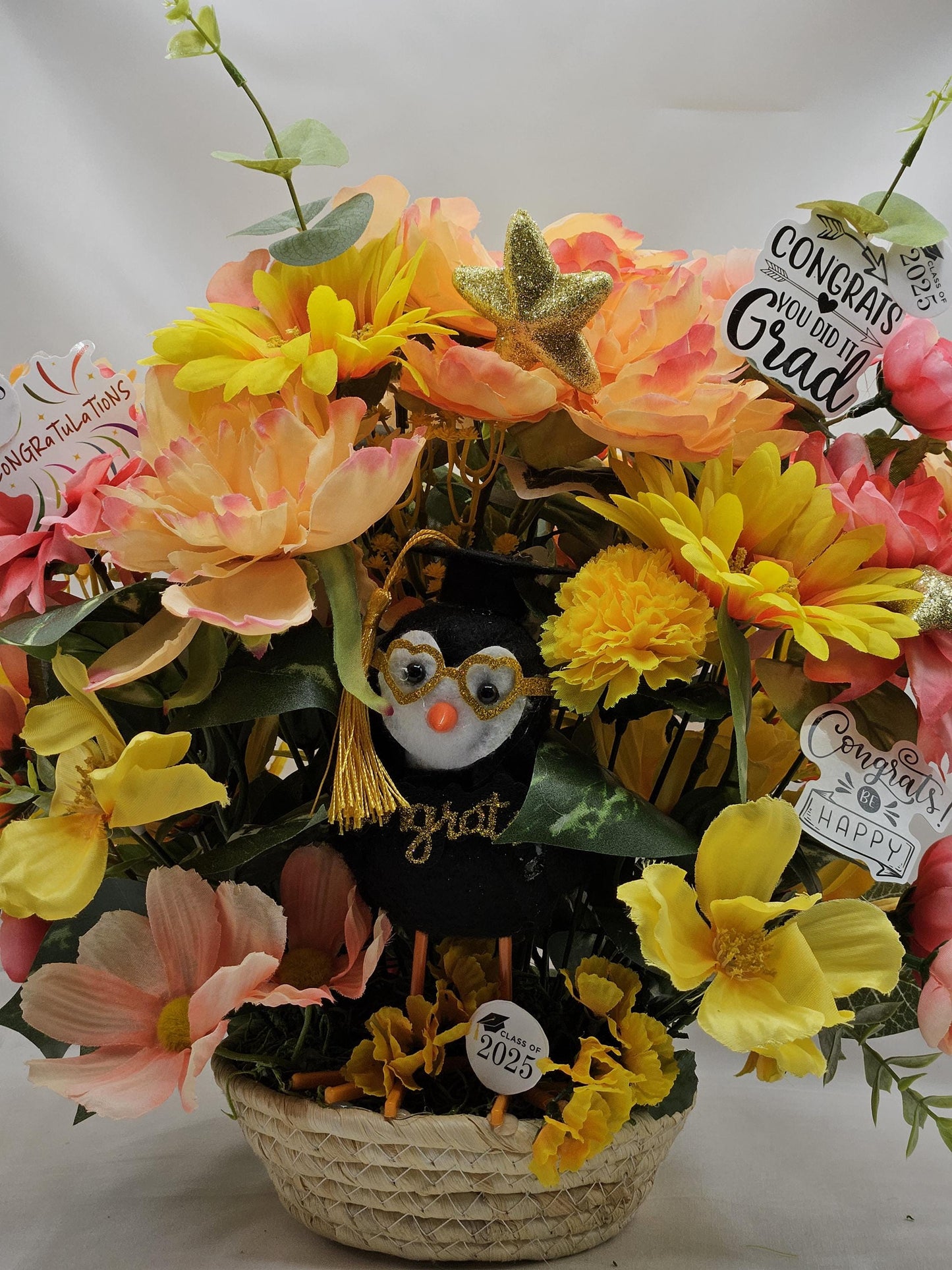2025 Graduate Bird Flower Arrangement - Unique Senior High School & College Graduation Centerpiece - Gift