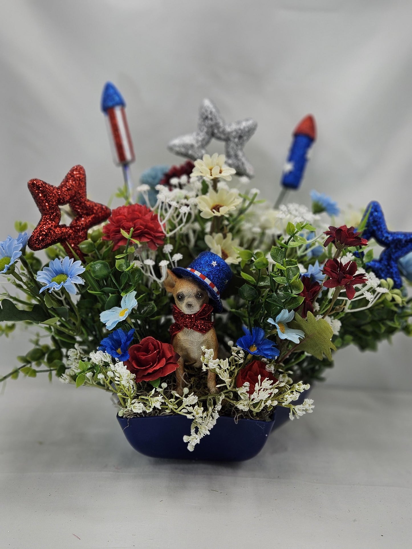 Dog Lovers Patriotic Florals/Two Options/Bully Type Dog or a Chihuahua Set in a  Star Shaped Dish wRed/White/Blue Flowers/Patriotic Accents