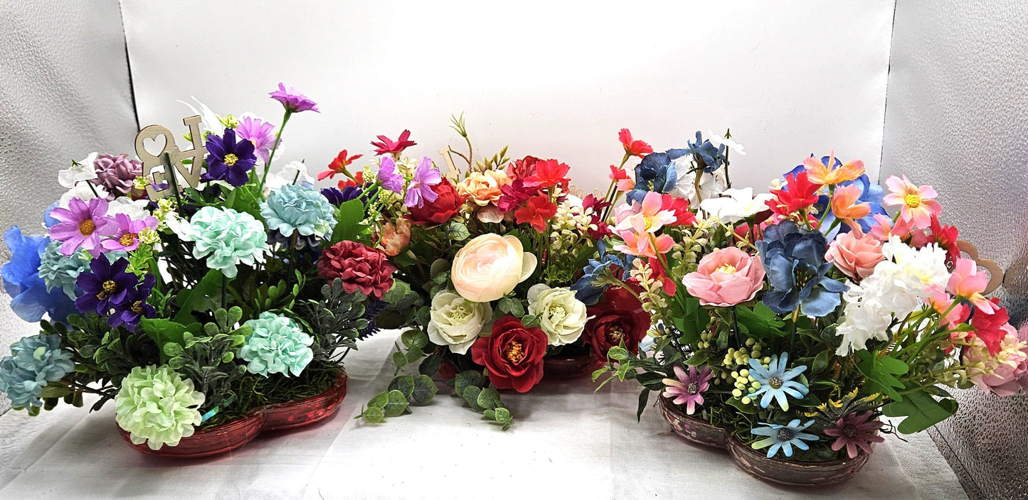 Heart-Shaped Romantic Flower Arrangement/Choose Cute Cat in Boot, Chihuahua Pups, or Big Bow/with Assorted Florals & Heart Love Signs