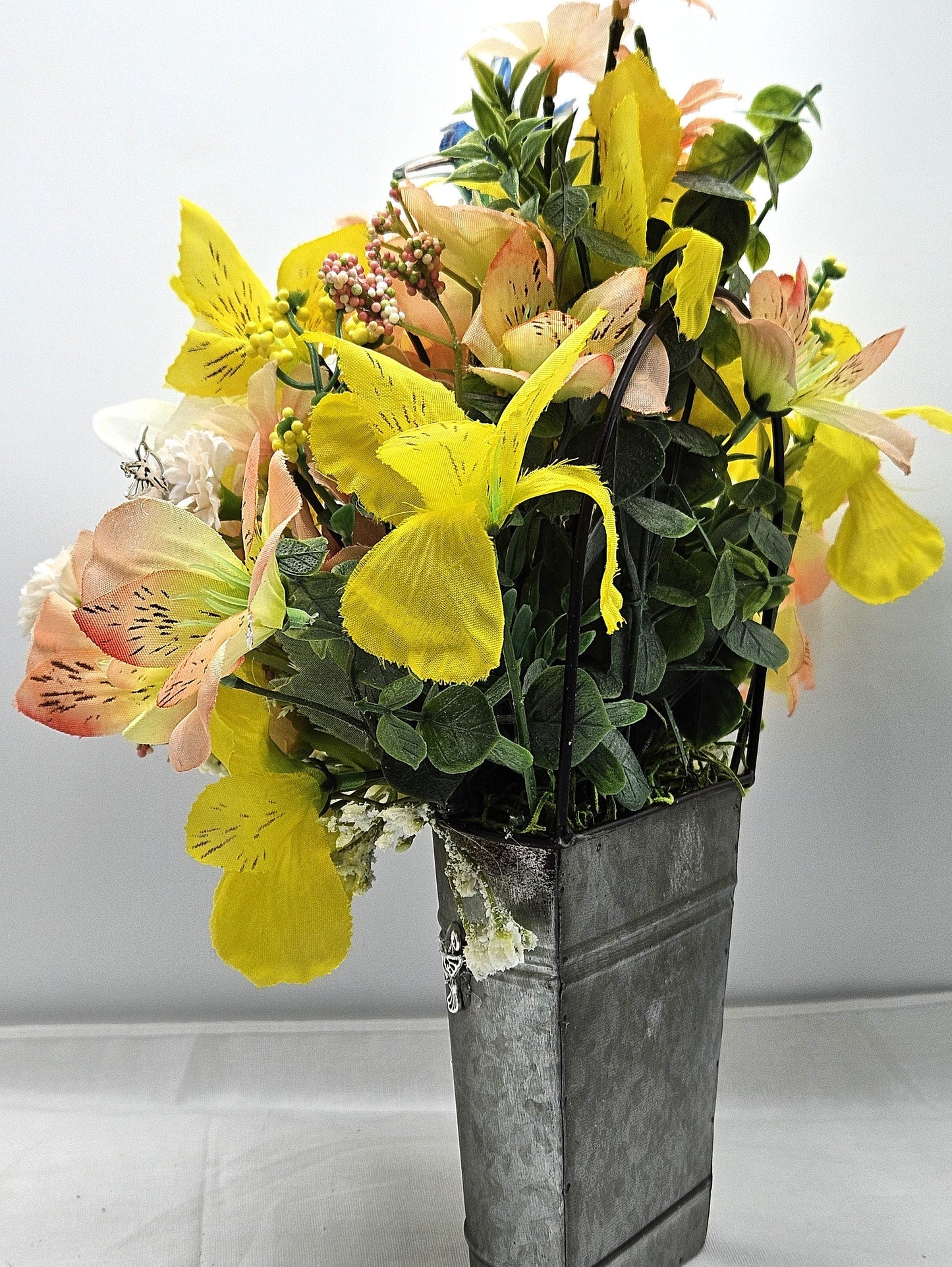 Hummingbird Flower Arrangments, 2 Options, Hummingbird Lover Creations in Yellow/Peach or Piink/Purple Floral Colors, Lots of Hummingbirds