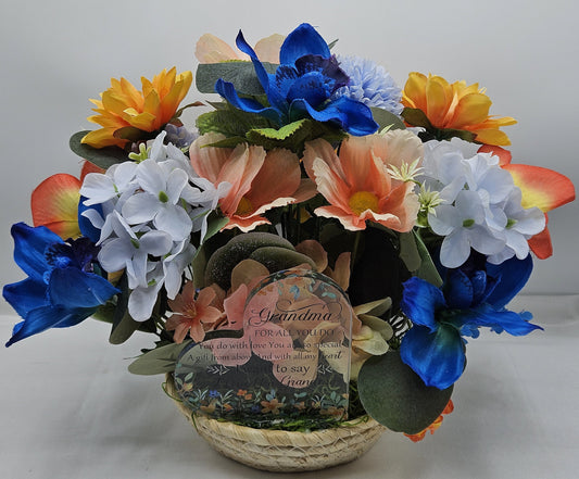 Grandma Gift Flower Arrangement, Happy Birthday, Happy Grandma/Mother's Day Gift,  I Love You Grandma, Acrylic Heart Grandma Love Message