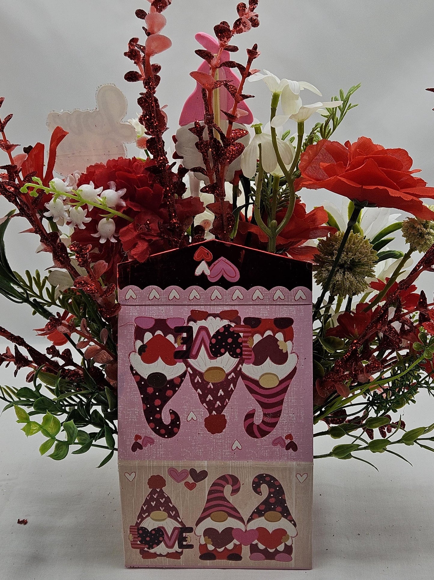 Gnome Heart Romance, Floral Arrangement in Decorated box w/lid, Two Options, Red Carnations/White Roses or Red Roses/White Carnations /Love