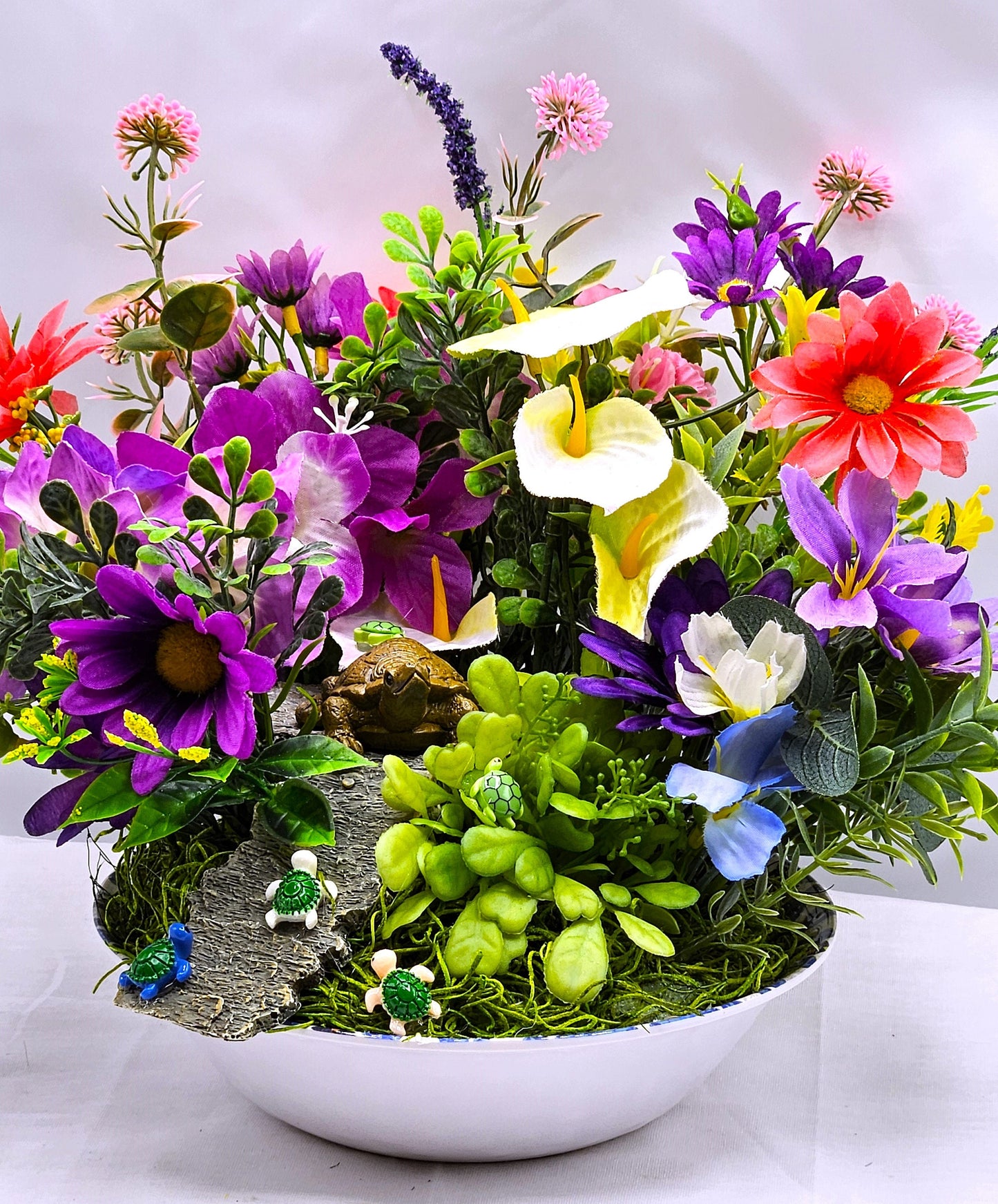 Tropical Gift with Coral Turtles & Seal, Sea Life Mountain, Marine Critters, Pastel Florals, Lush Greenery