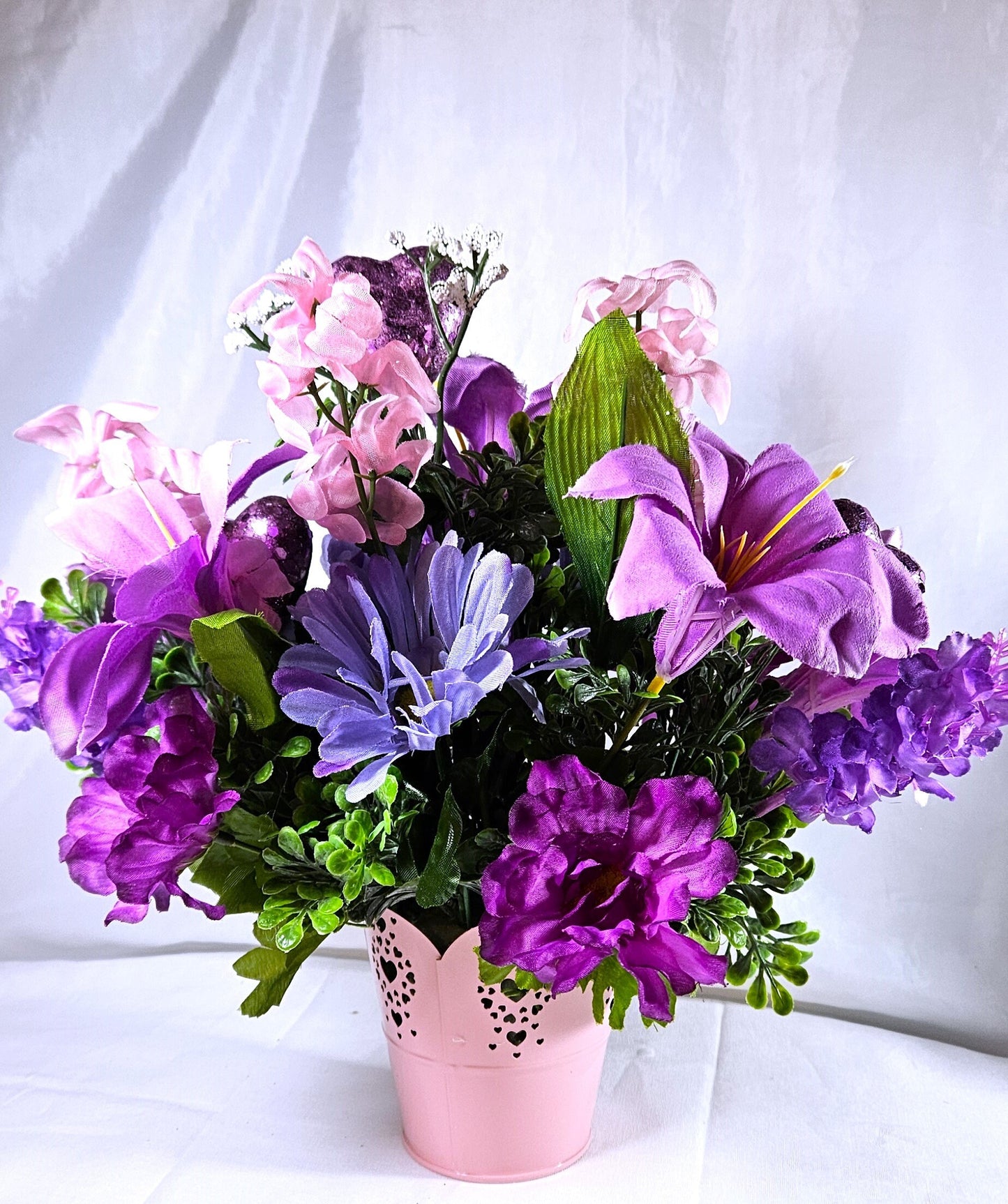 Heartwarming Flower Arrangement with a Kissing Couple Among Blue, Lilac, and Pink Florals Plus Sparkly Hearts