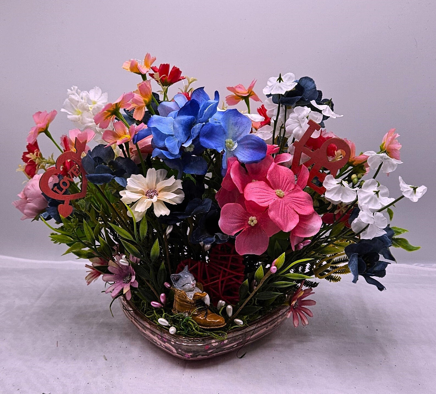 Heart-Shaped Romantic Flower Arrangement/Choose Cute Cat in Boot, Chihuahua Pups, or Big Bow/with Assorted Florals & Heart Love Signs
