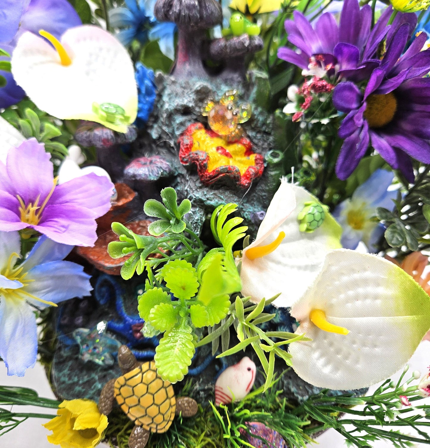 Tropical Gift with Coral Turtles & Seal, Sea Life Mountain, Marine Critters, Pastel Florals, Lush Greenery