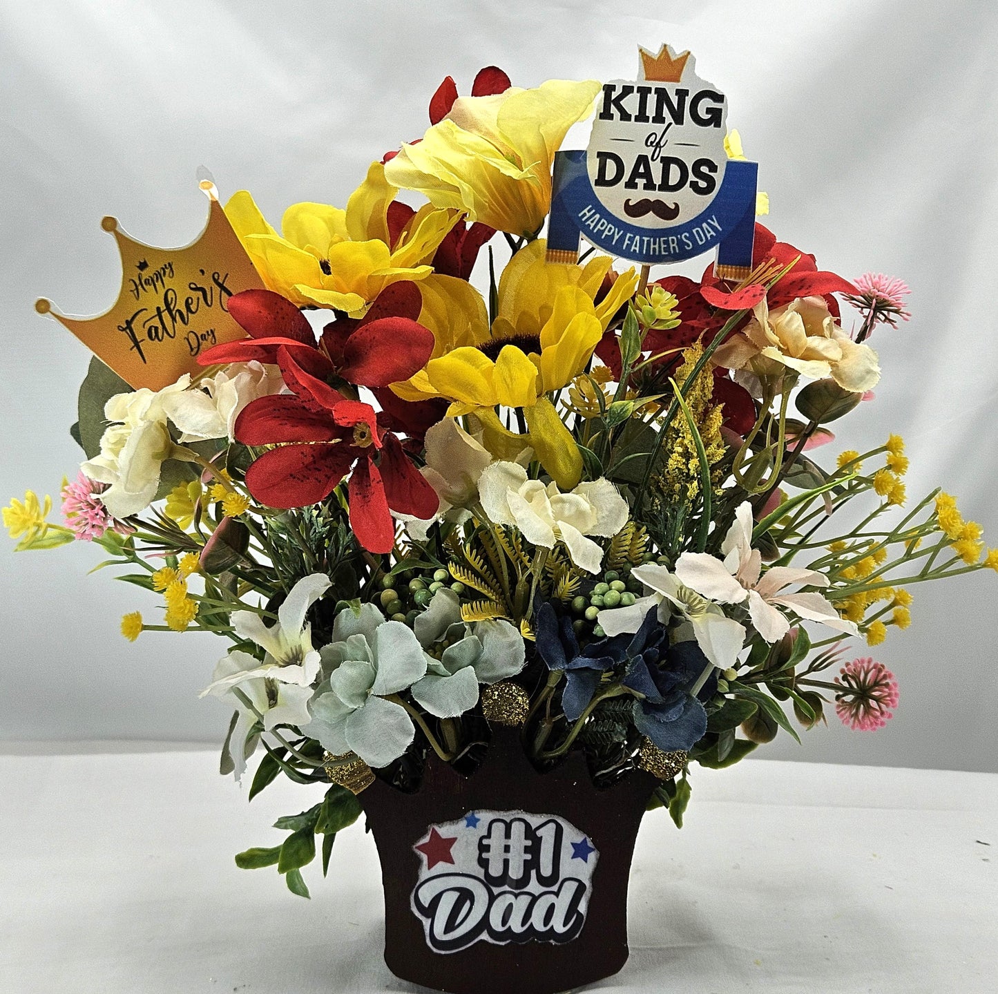 Best Dad Ever Gift: Handpicked Flower Gift Set in Wooden Crown Pot, Father's Day Surprise, #1 Dad Father's Day Gifts, 2 Options