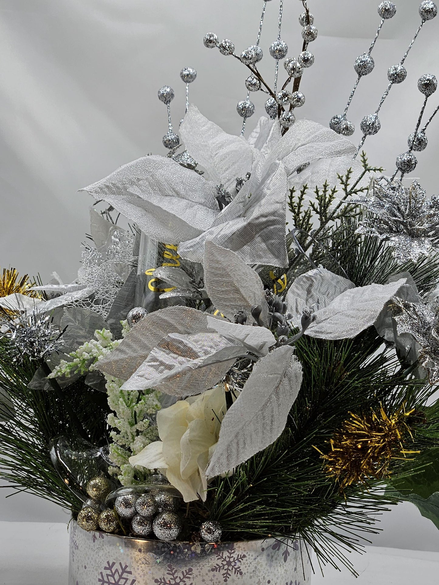 Congratulatory Centerpiece, 2 Options, Gold or Silver, New Year Toast/sparkly Silver or Gold Flowers/Accents/Celebrate in 2025