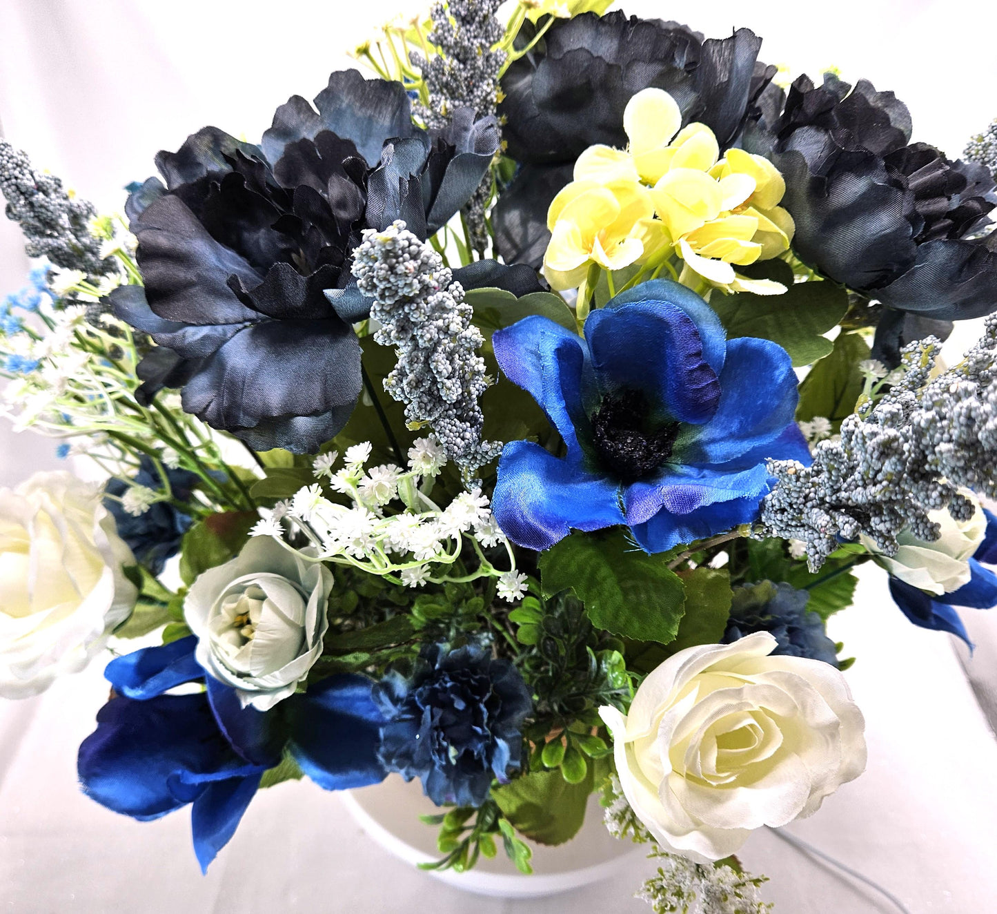Chihuahua Dog Floral Centerpiuece/Chihuahua Duo/Wooden Dogs/White Chi and Black/Tan Chi/Light/Dark Blue Florals/Green/White Flowers/Greenery
