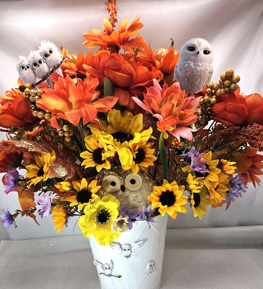 Gnome Lover/Owl Lover Autumn/Fall Gift Ideas/Flower CenterPieces/Bees/Lady Bugs/Owls and Gnomes/Celebrate/Decorate/Gifting Ideas/2 Options