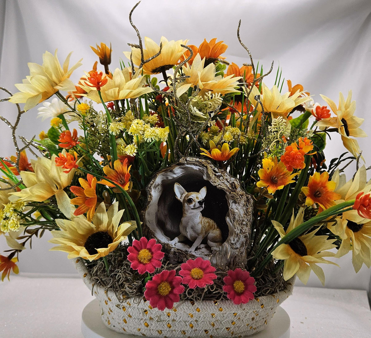 Chihuahua Lover Centerpiece Set in Gold Specked Woven Basket/Acrylic Dog Accent at Front of Autumn/Fall Sunflowers/Gold Glitter Spikes